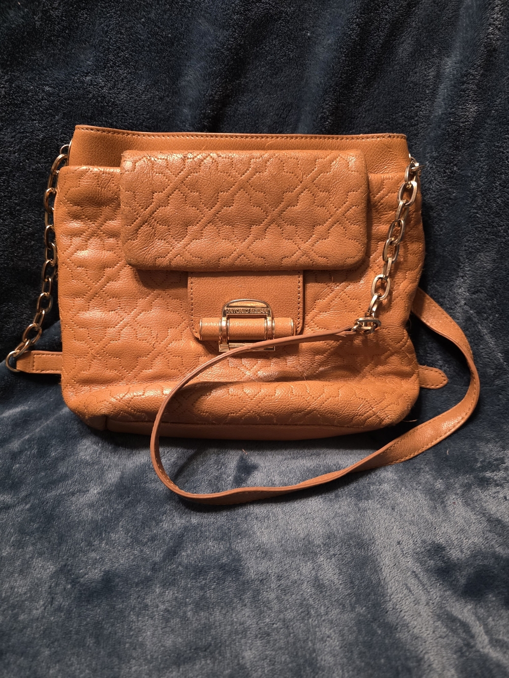 Women's Quilted Crossbody Bag in Cognac Brown
